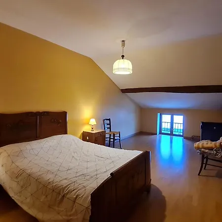펜션 Familial Spacieux Avec Cheminee, Jardin Et Terrasse, Proche De Verdun Et Bar-le-duc - Fr-1-585-69 Reffroy
